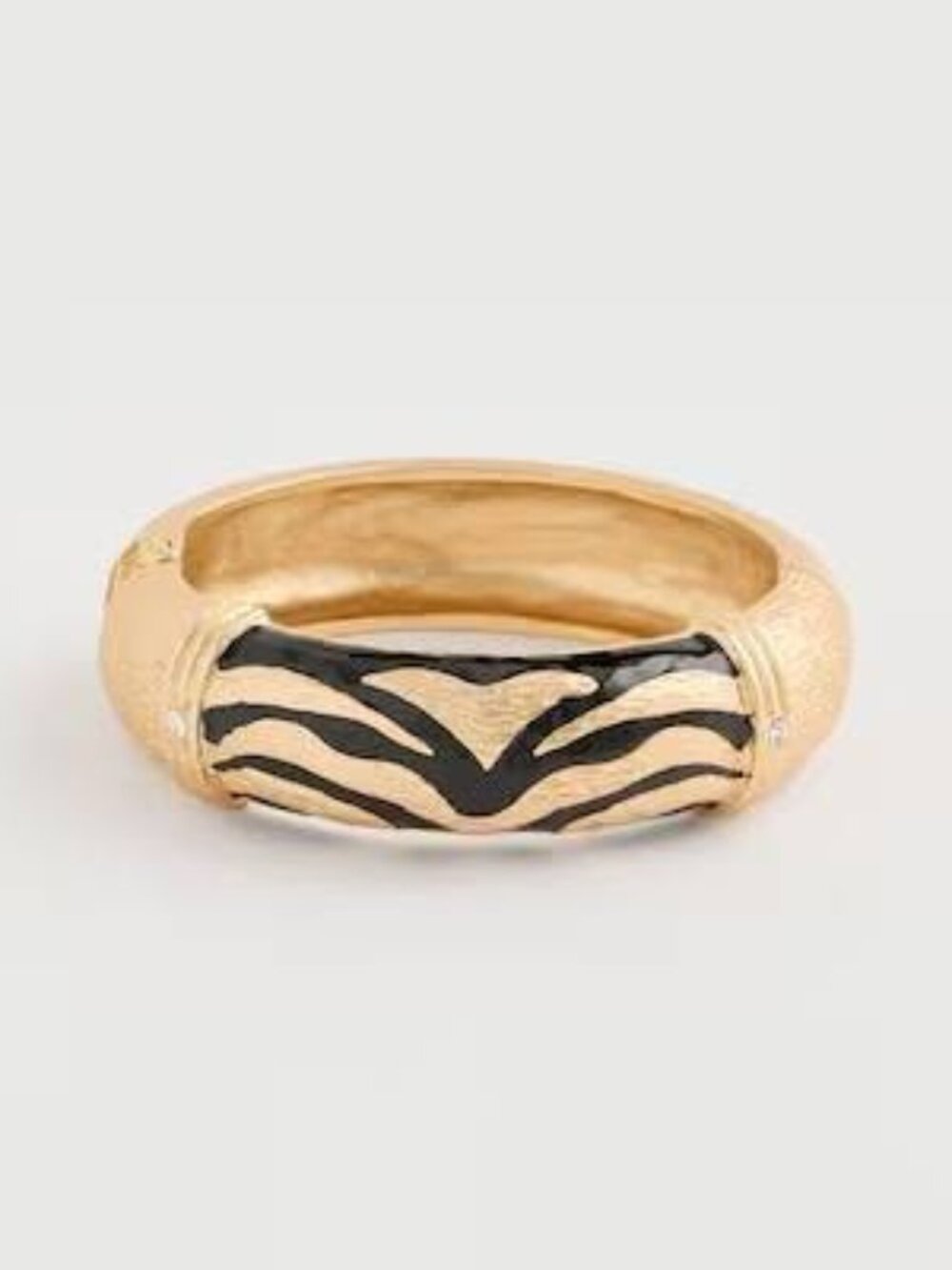 NWT CHICO'S Tiger Hinge Cuff Bracelet.